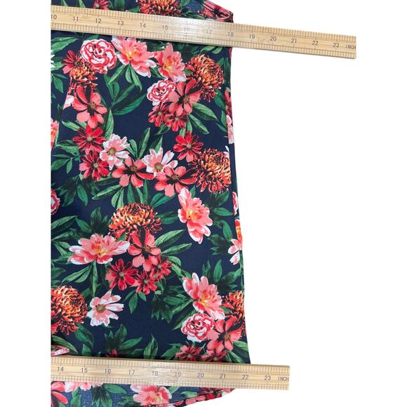 143 Story by Lineup High Neck Floral Top Women's Size L Black Pink Feminine Boho - Picture 9 of 9